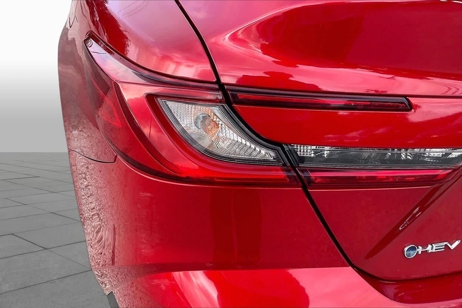 Used 2025 Toyota Camry SE FWD image 28