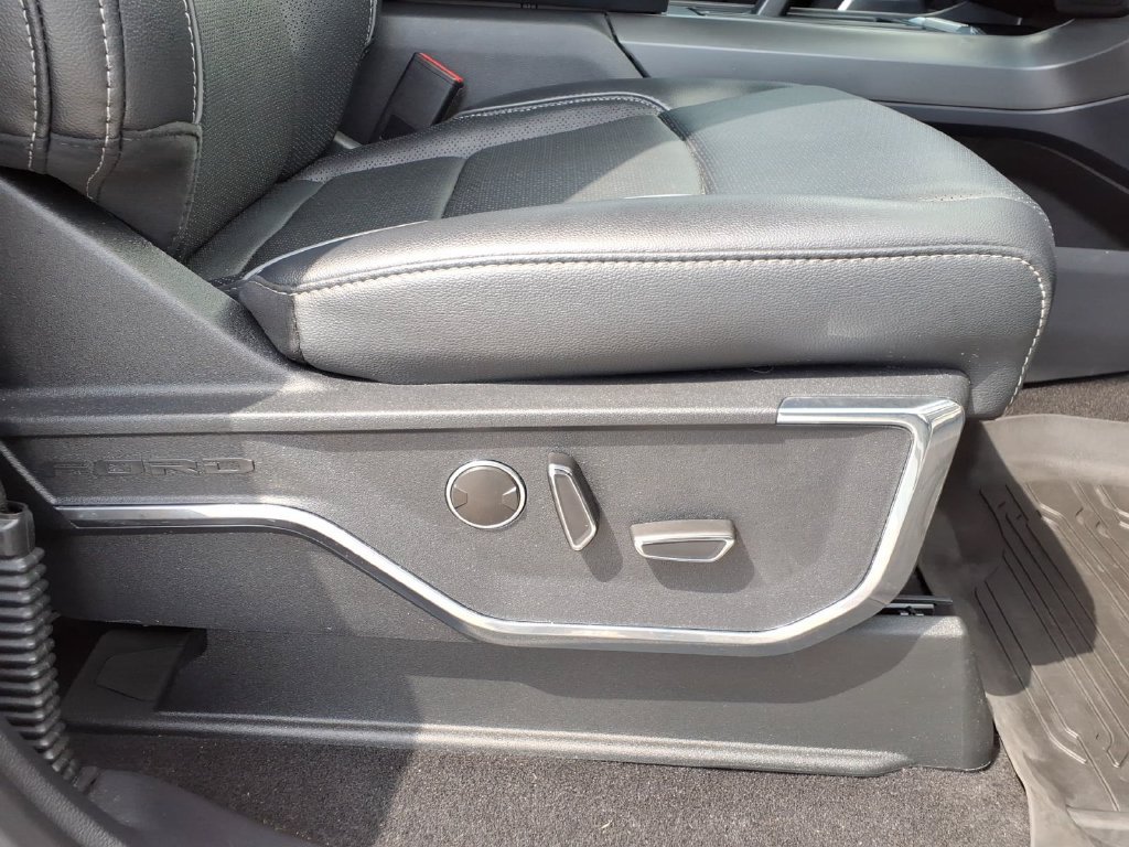 Used 2024 Ford F150 Lariat w/ Equipment Group 502A High AWD/4WD image 13