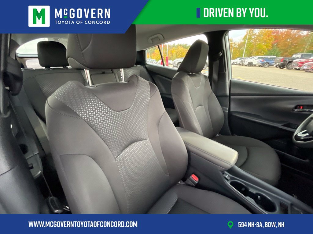 Used 2021 Toyota Prius LE w/ Carpet Mat Package (TMS) AWD/4WD image 23