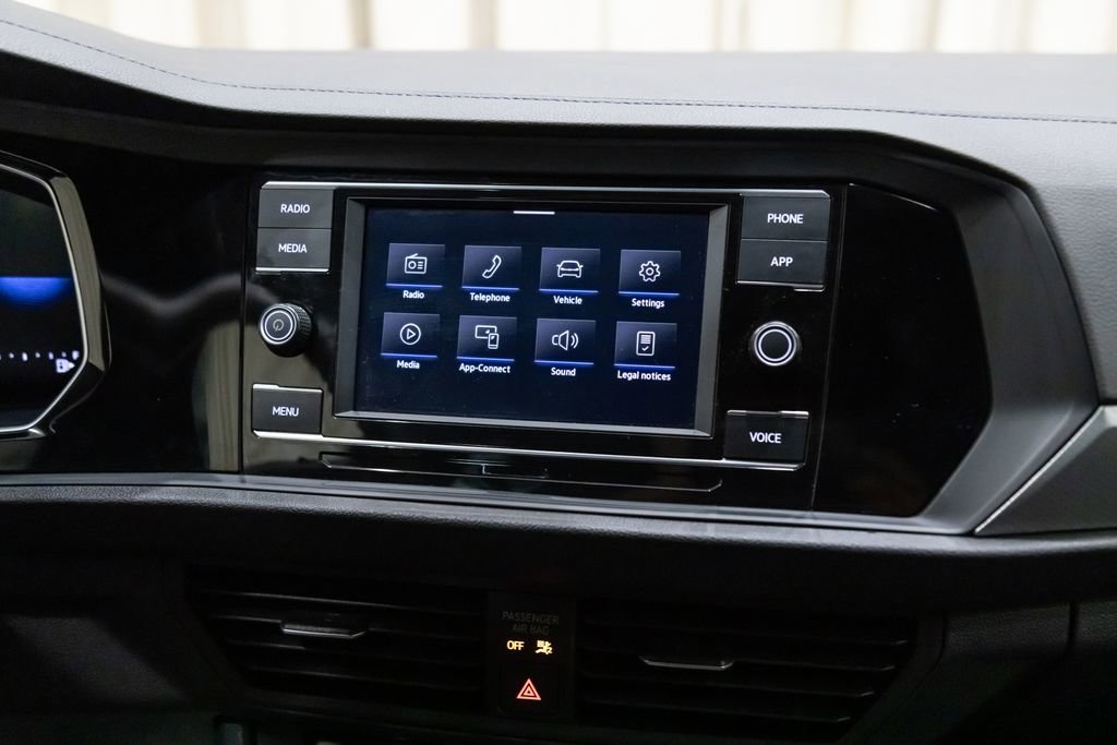 Used 2024 Volkswagen Jetta Sport image 22