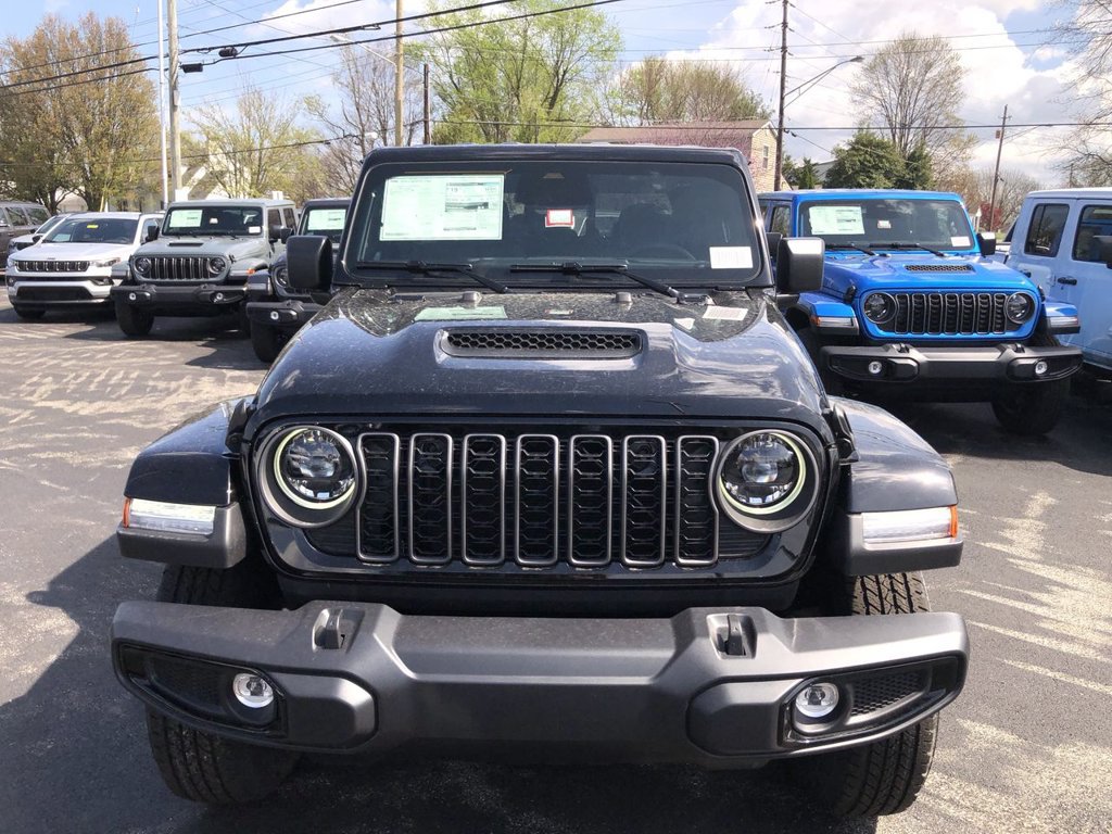 New 2026 Jeep Gladiator Sport AWD/4WD image 8