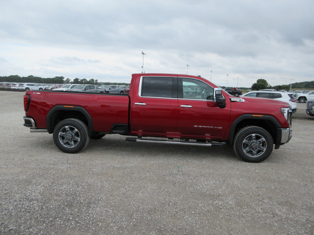 New 2026 GMC Sierra 3500 SLT w/ SLT Premium Package AWD/4WD image 3