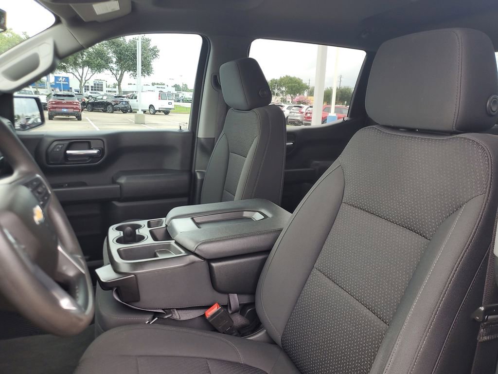 Used 2022 Chevrolet Silverado 1500 Custom w/ LPO, Dark Essentials Package RWD image 13