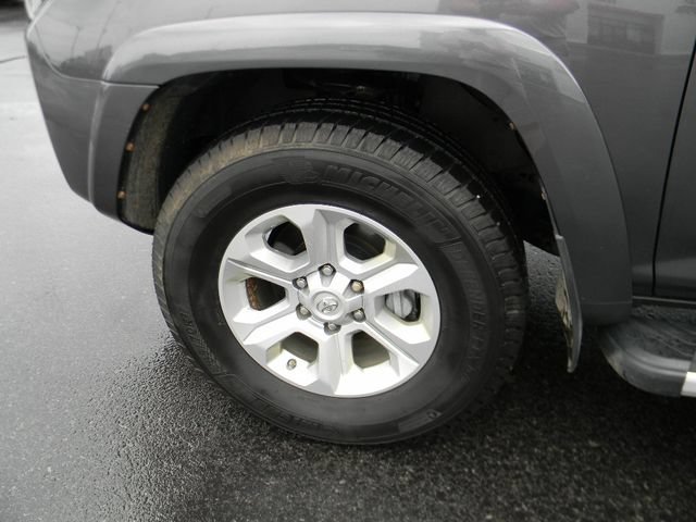 Used 2019 Toyota 4Runner SR5 Premium AWD/4WD image 9
