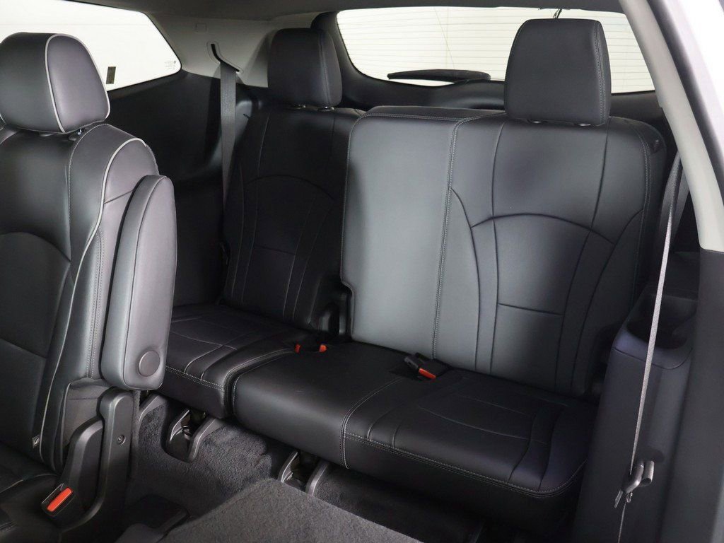 Used 2021 Buick Enclave Avenir w/ Avenir Technology Package image 39