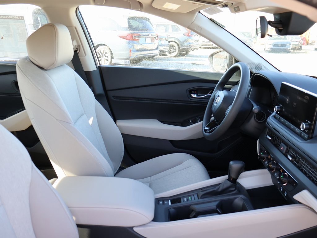 New 2025 Honda Accord SE image 8