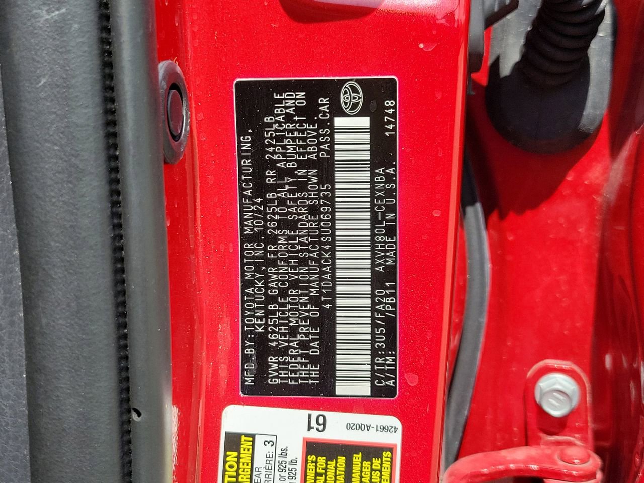 Used 2025 Toyota Camry LE image 34