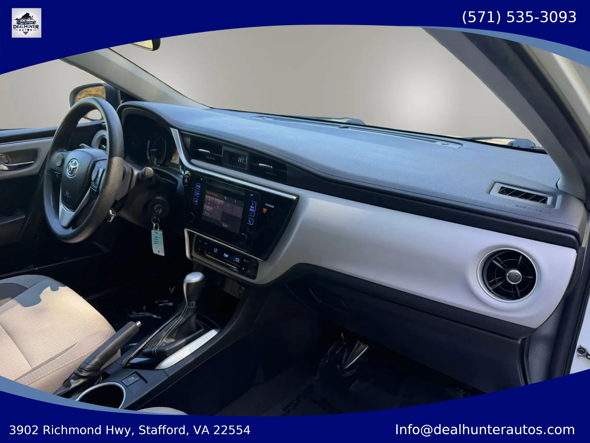 Used 2017 Toyota Corolla LE FWD image 13