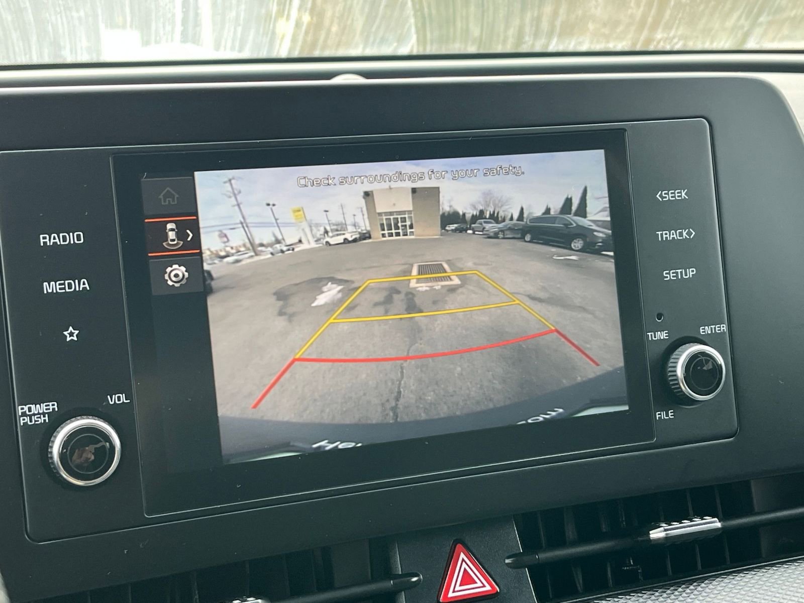 Used 2025 Kia Sportage LX image 23