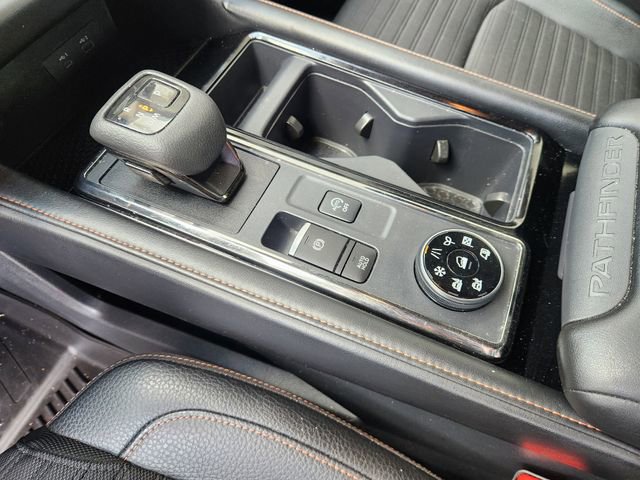 Used 2023 Nissan Pathfinder Rock Creek AWD/4WD image 18