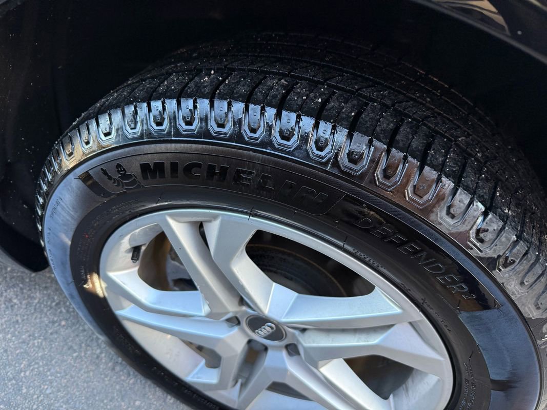 Used 2019 Audi Q5 2.0T Premium w/ Convenience Package image 10