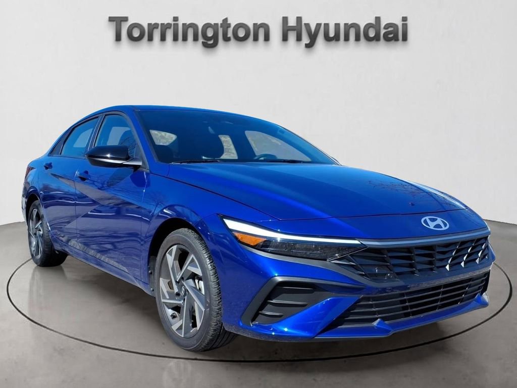 New 2025 Hyundai Elantra Sport