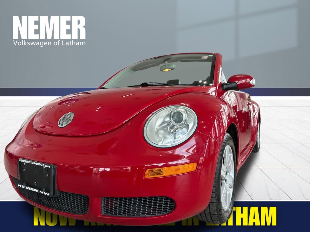 Used 2007 Volkswagen Beetle Convertible w/ Package 1 FWD image 1