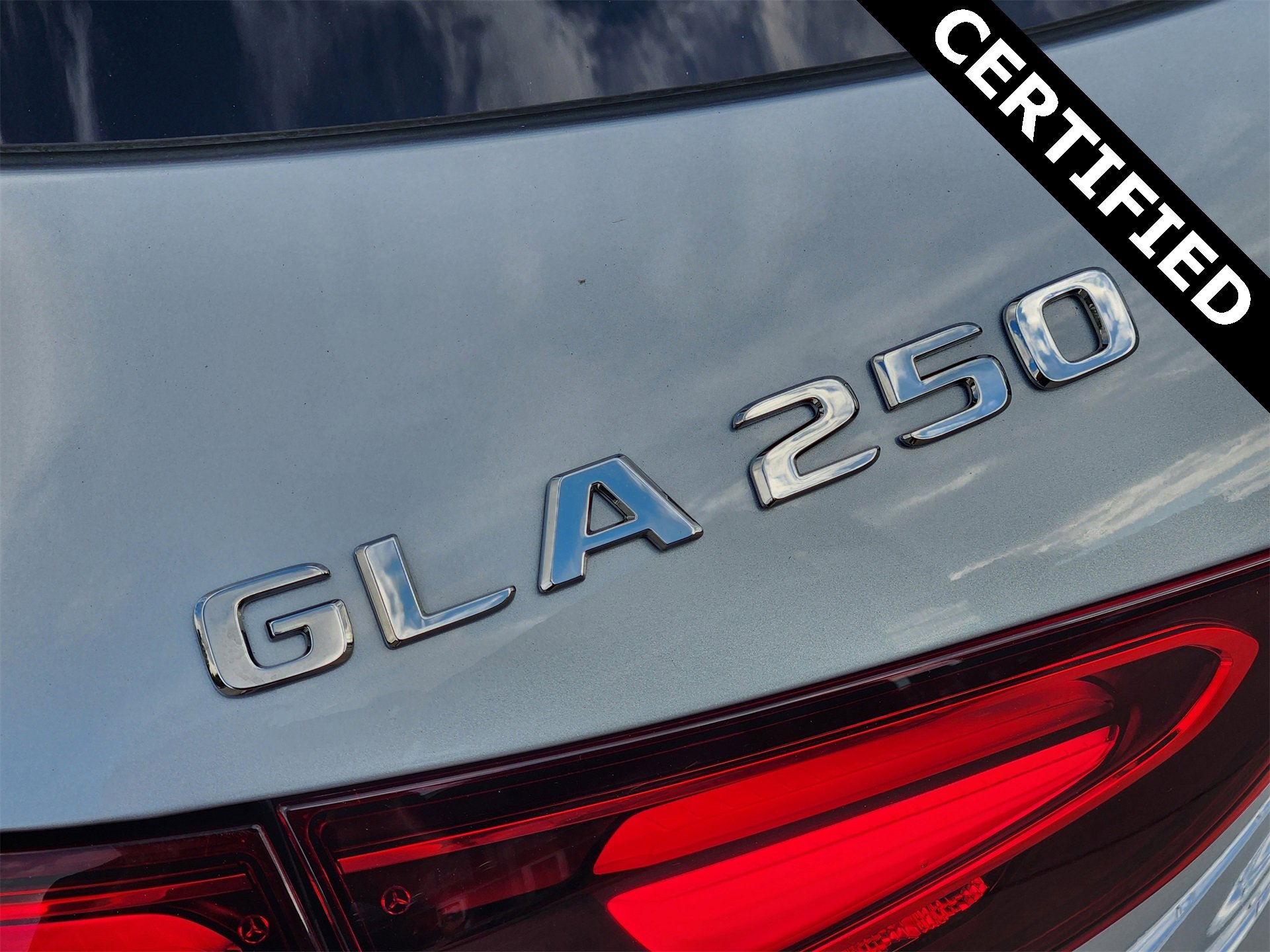 Certified 2025 Mercedes-Benz GLA 250 GLA 250 image 14