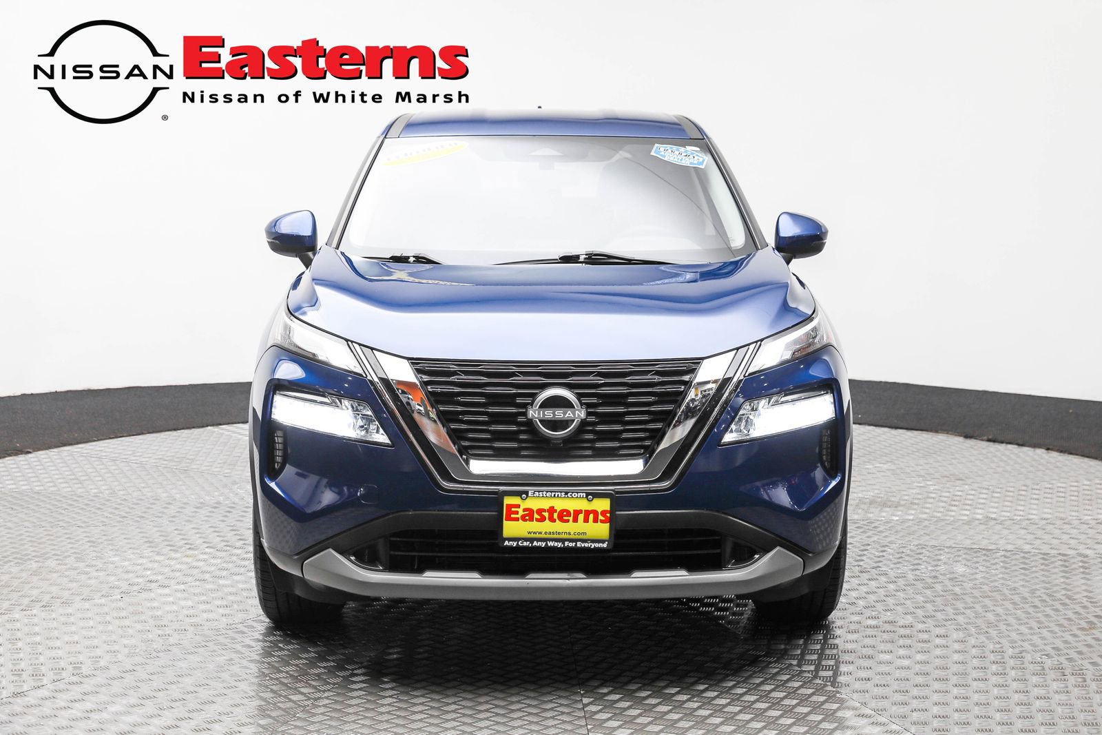 Used 2022 Nissan Rogue SV image 5