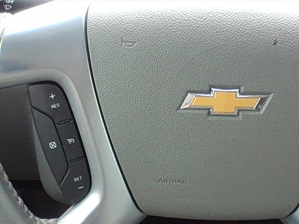 Used 2015 Chevrolet Traverse LT w/ Style and Technology Package FWD image 7