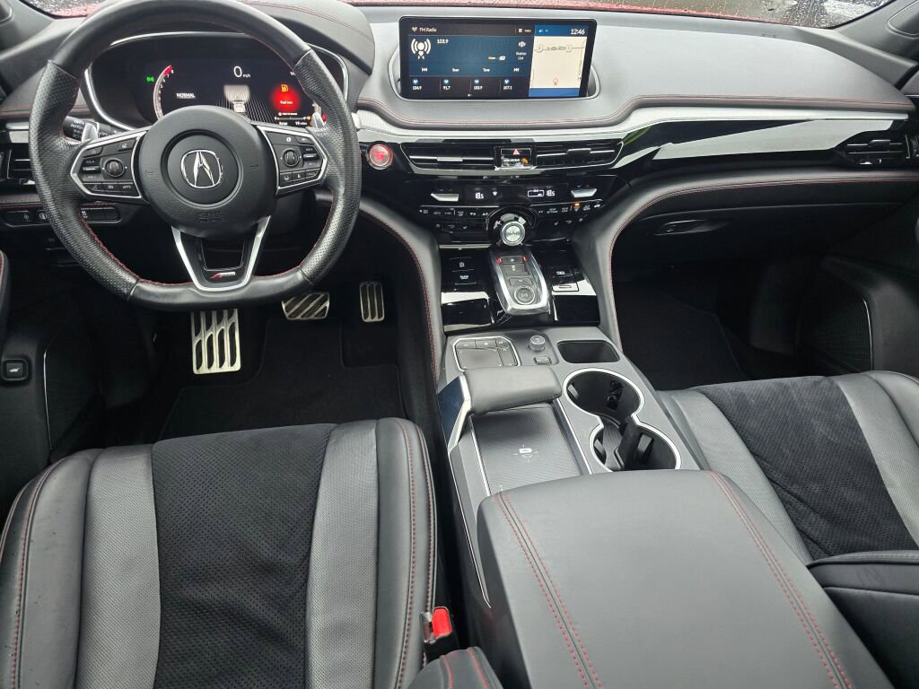 Used 2022 Acura MDX A-Spec image 18