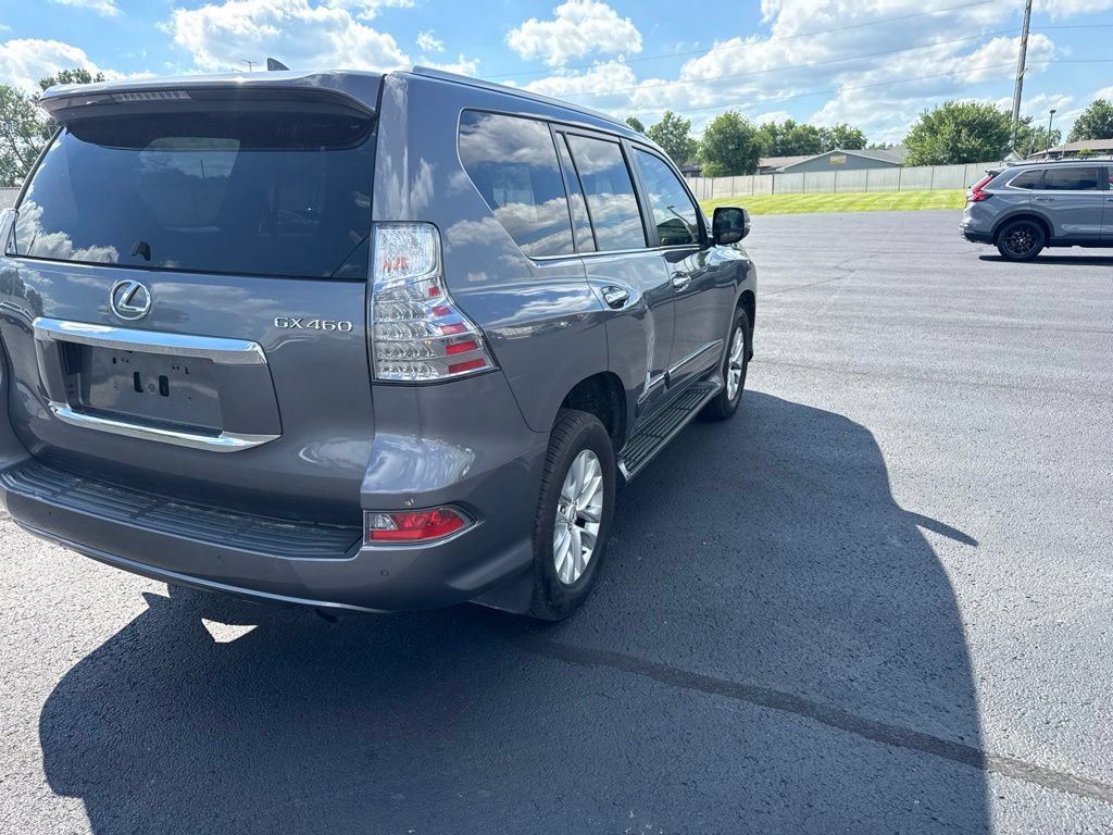 Used 2016 Lexus GX 460 w/ Premium Package AWD/4WD image 7
