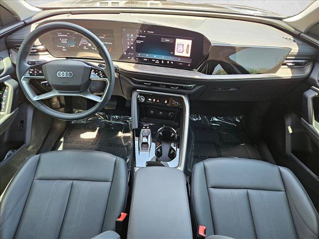 Certified 2025 Audi Q5 Premium w/ Convenience Package AWD/4WD image 22