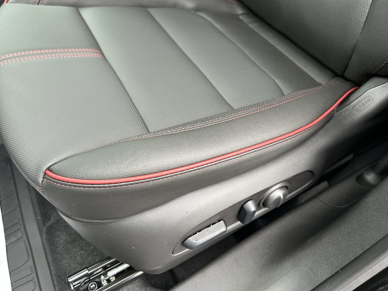 New 2026 Chevrolet TrailBlazer RS w/ Convenience Package image 23
