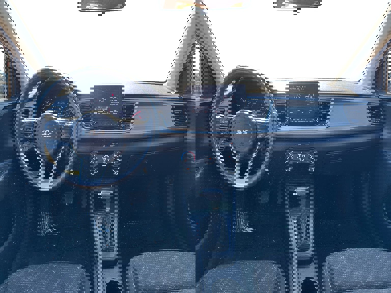 Used 2023 Kia Rio LX image 12