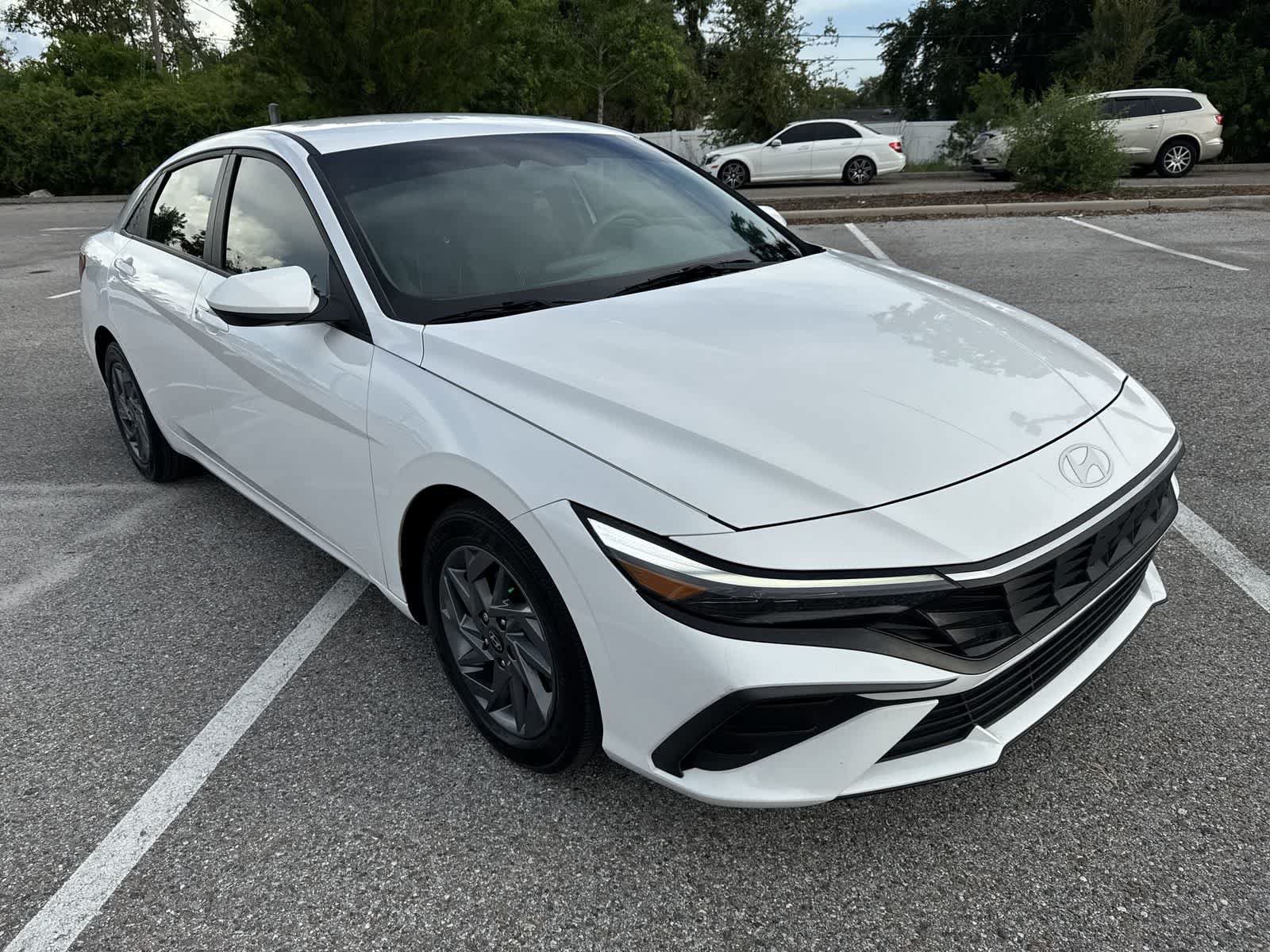 Used 2024 Hyundai Elantra SEL FWD image 16