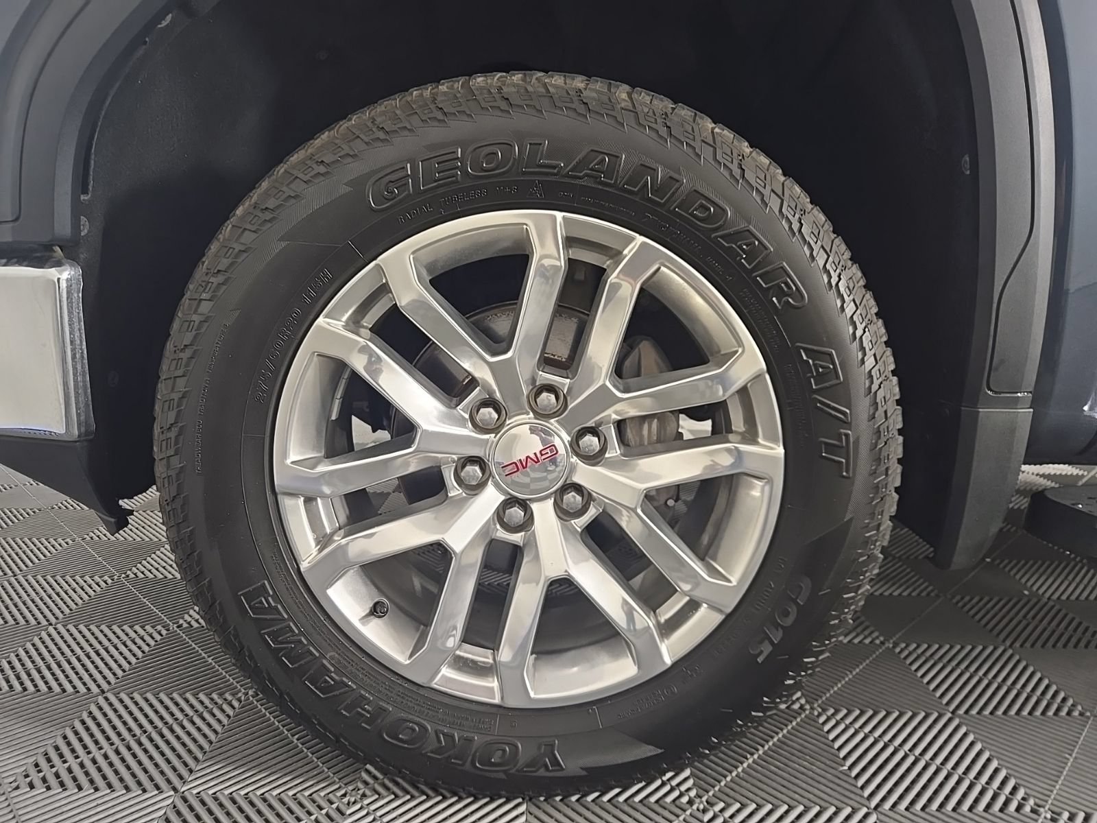 Used 2020 GMC Sierra 1500 SLT w/ SLT Premium Package AWD/4WD image 7