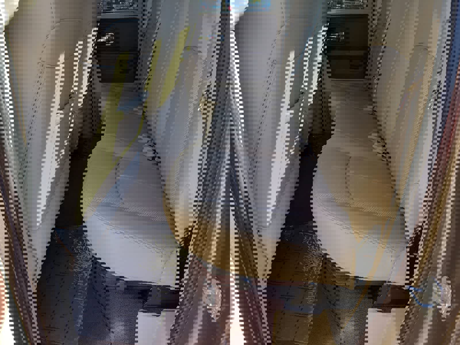 Used 2018 RAM 1500 Laramie w/ Convenience Group image 21