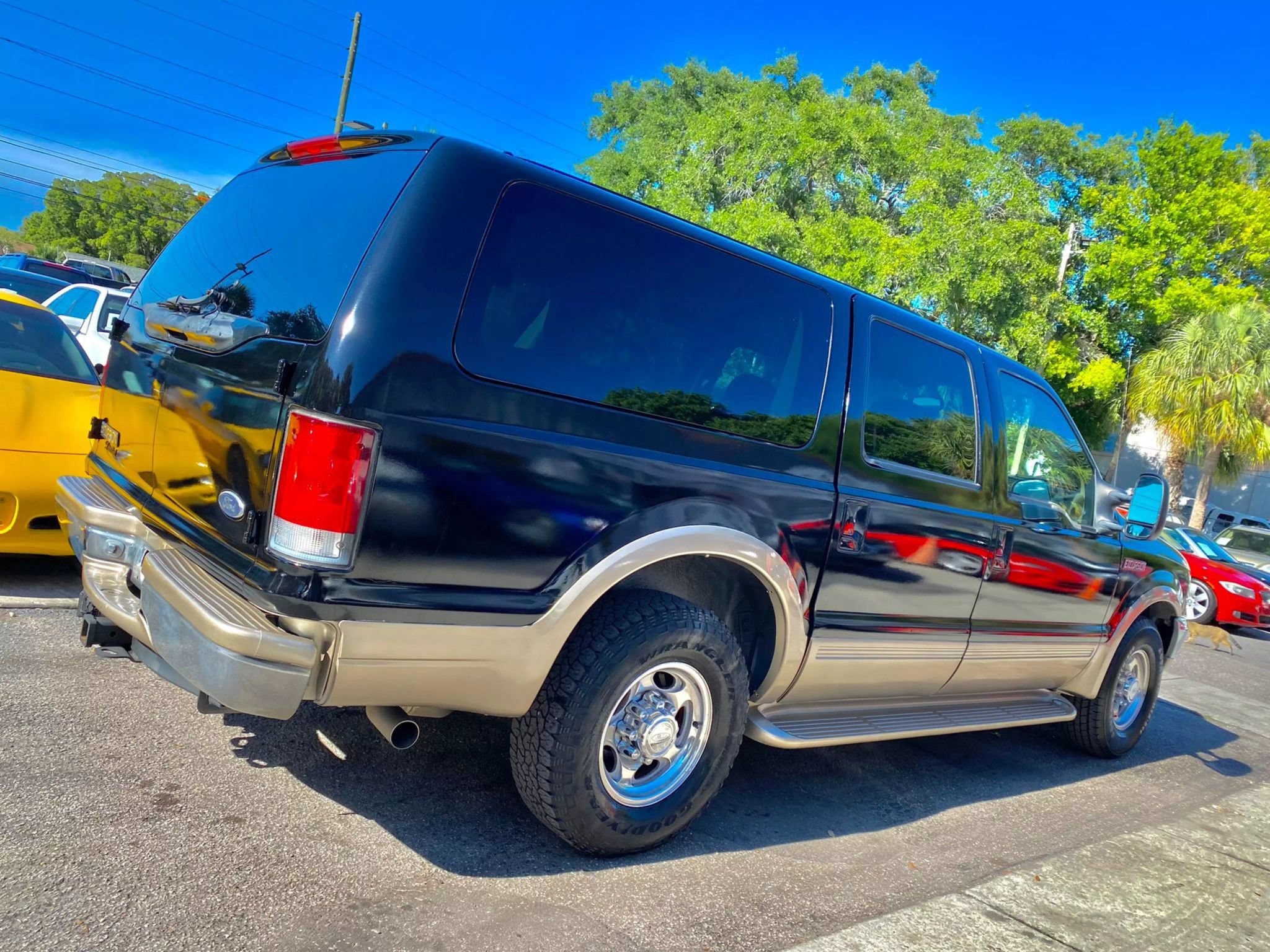 Used 2000 Ford Excursion Limited RWD image 22