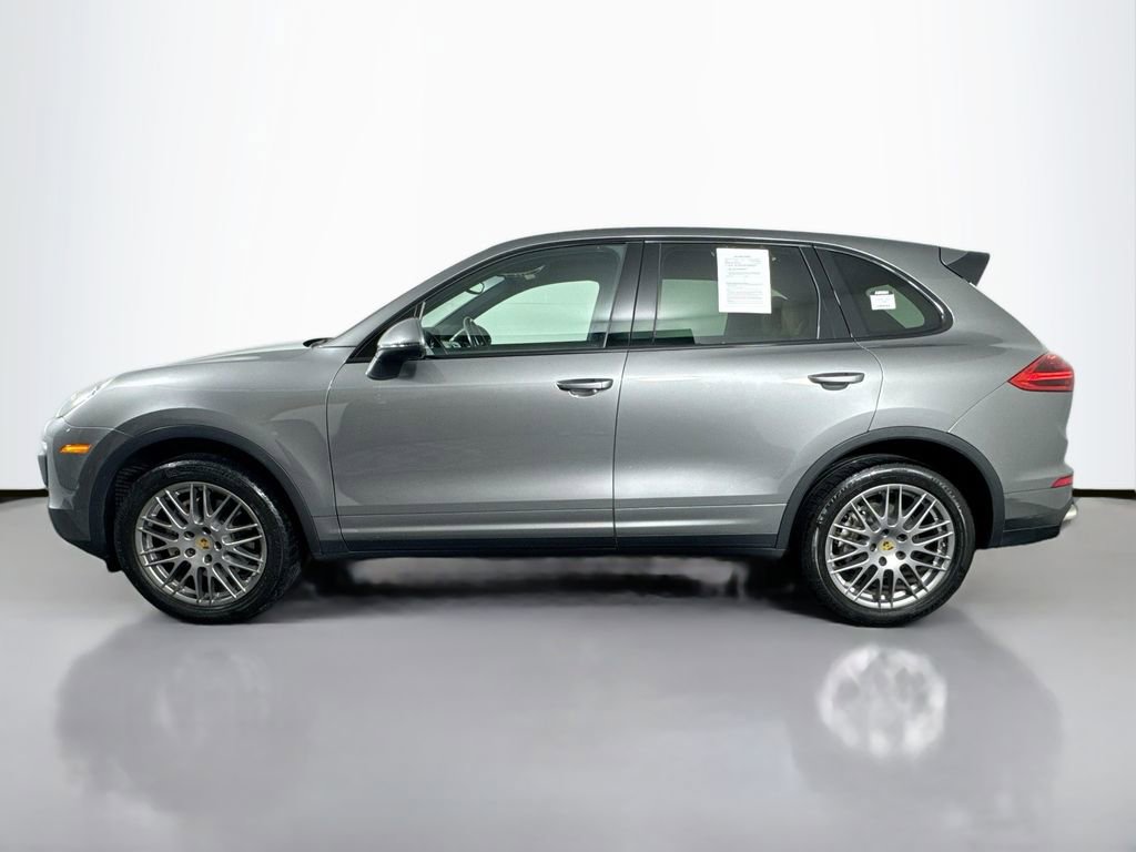 Used 2016 Porsche Cayenne S image 8