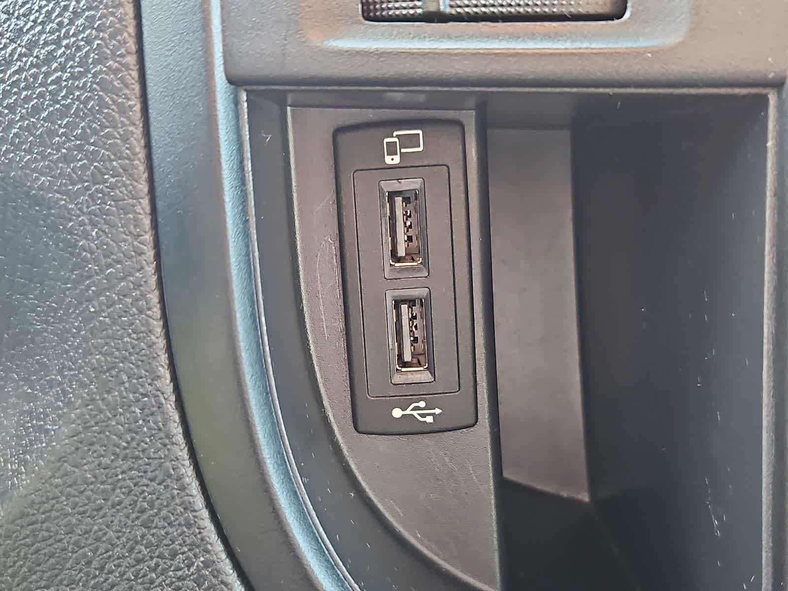 Used 2023 Mercedes-Benz Metris Passenger image 30