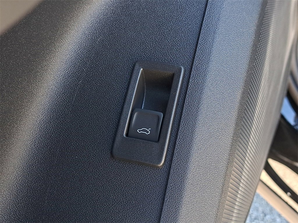 New 2025 Audi Q5 Premium Plus image 21