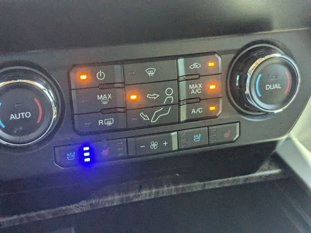 Used 2019 Ford F250 Lariat w/ Lariat Ultimate Package AWD/4WD image 23