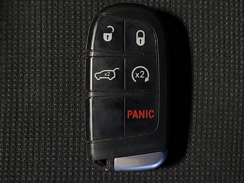 Used 2016 Jeep Grand Cherokee Laredo RWD image 32