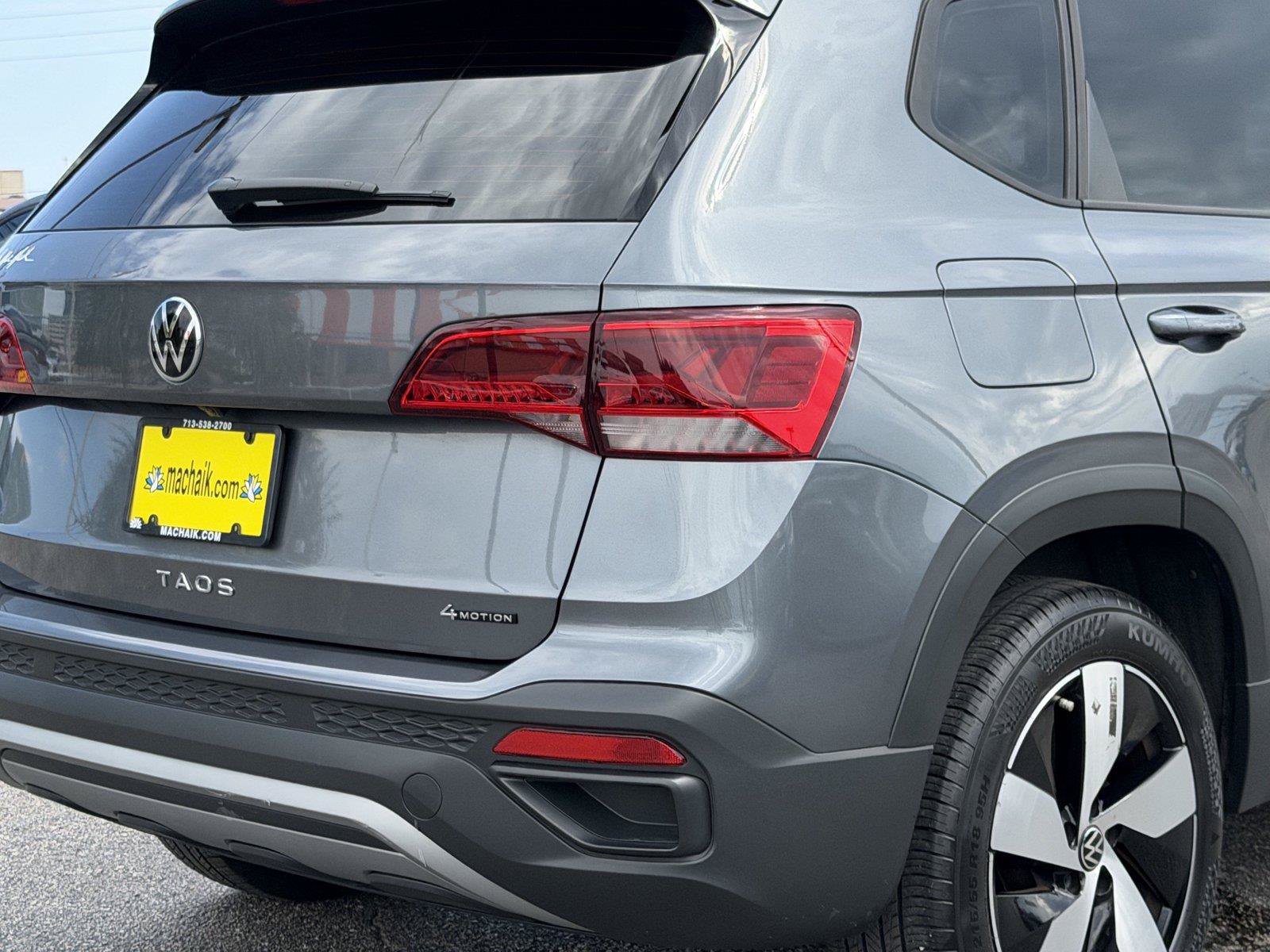 Used 2024 Volkswagen Taos S AWD/4WD image 11