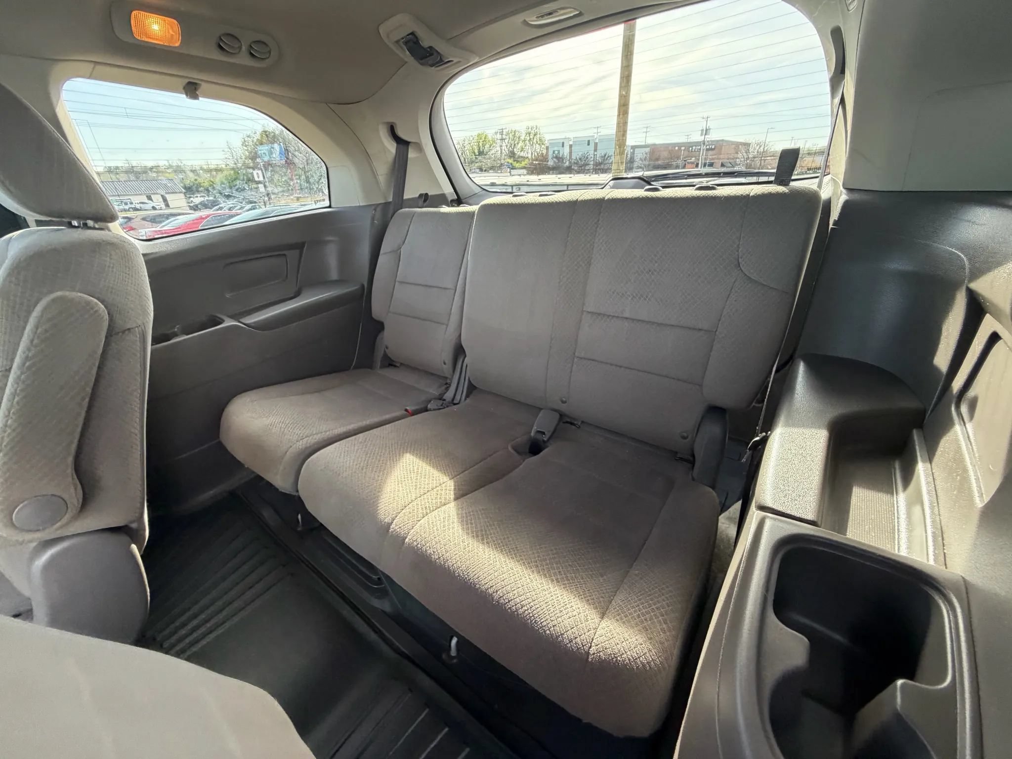 Used 2014 Honda Odyssey LX image 10