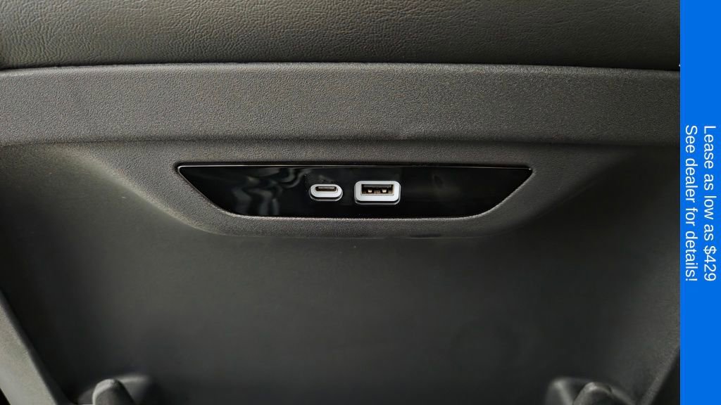 New 2026 Chrysler Pacifica Select FWD image 30