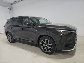 Used 2026 Lexus TX 500h AWD image 5