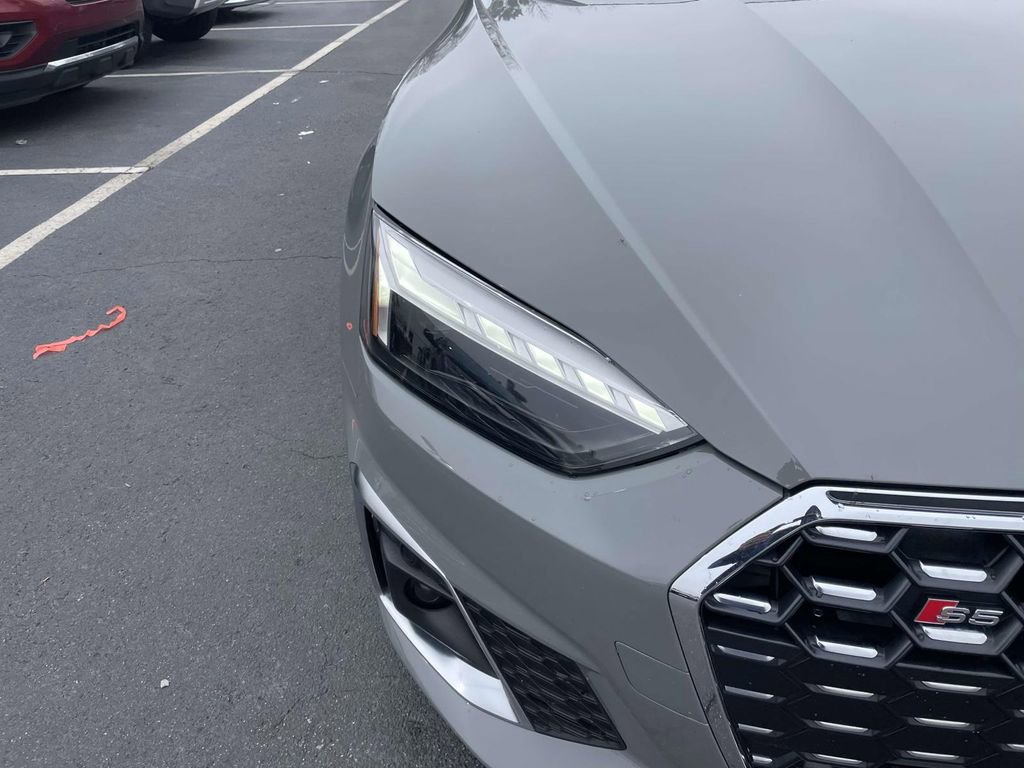 Used 2022 Audi S5 Premium image 16