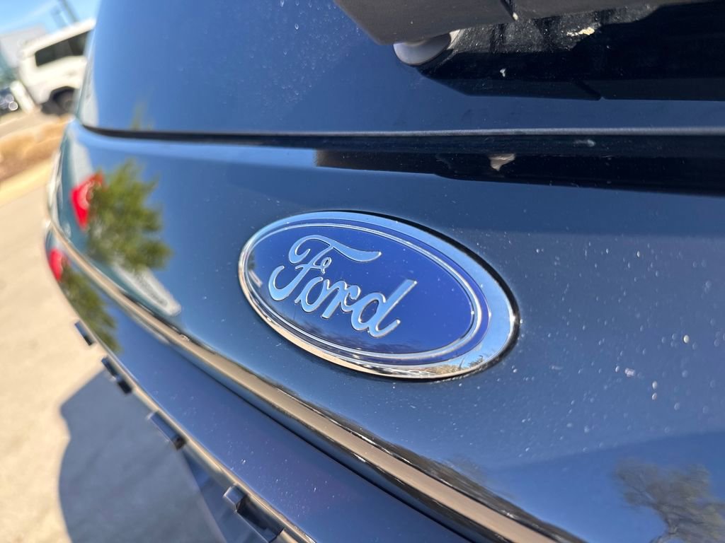 Used 2025 Ford Explorer ST-Line w/ ST-Line Street Pack image 40