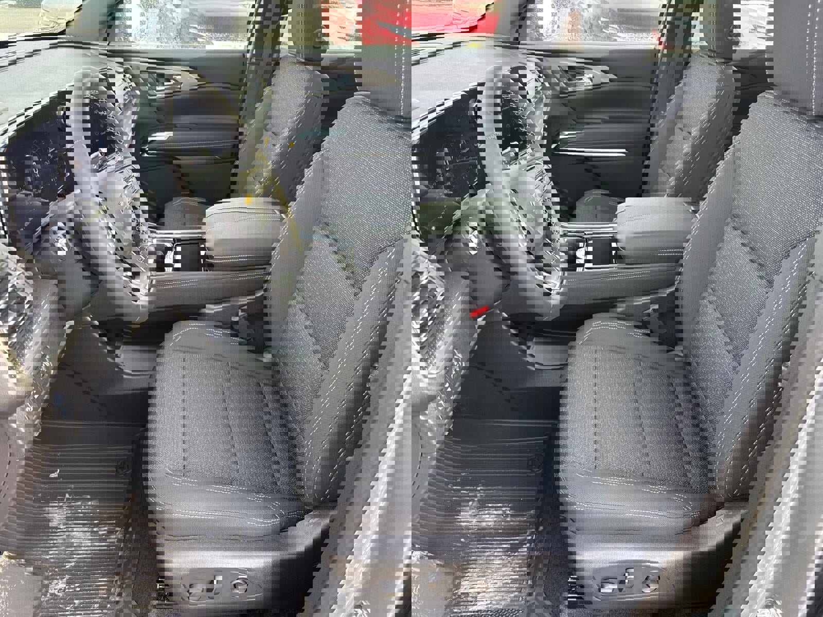 New 2026 Chevrolet Traverse LT w/ Sun and Wheel Package image 5