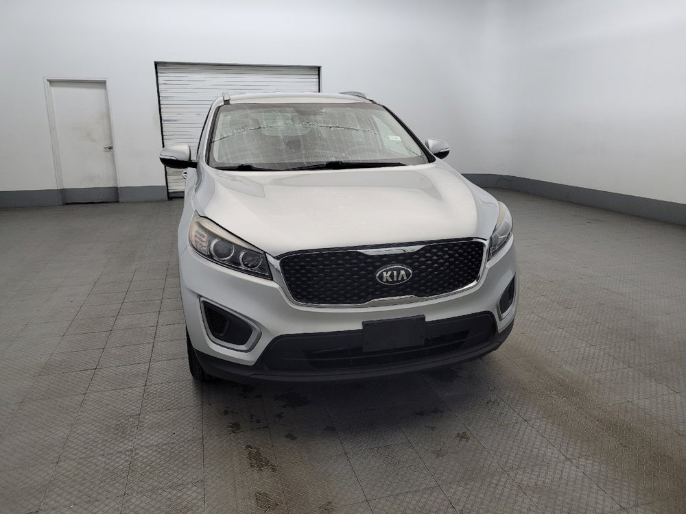 Used 2016 Kia Sorento LX image 14