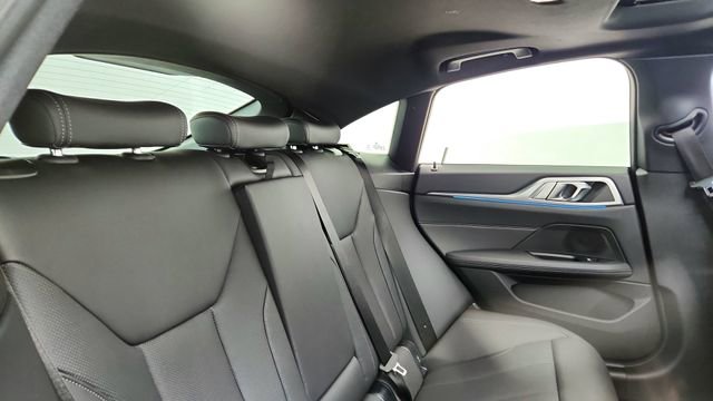 Used 2023 BMW i4 eDrive35 w/ Premium Package image 25