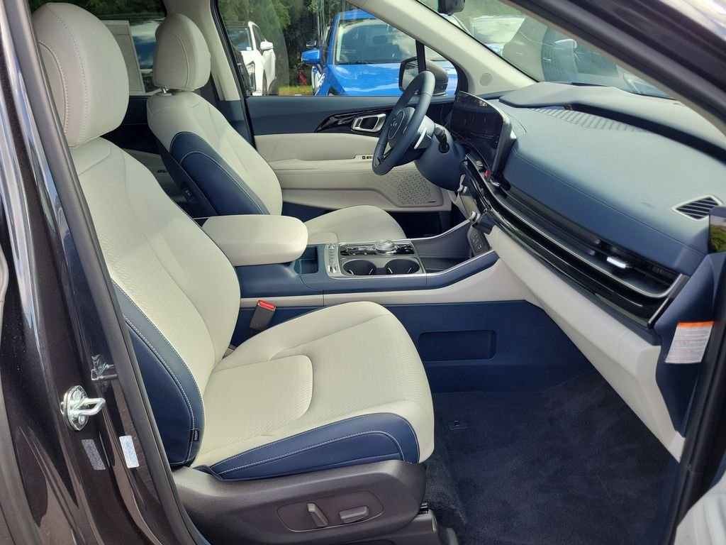 New 2026 Kia Carnival SX Prestige FWD image 7