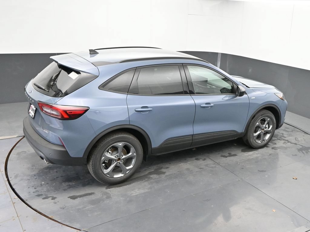 New 2026 Ford Escape ST-Line w/ Tech Pack #1 AWD/4WD image 36