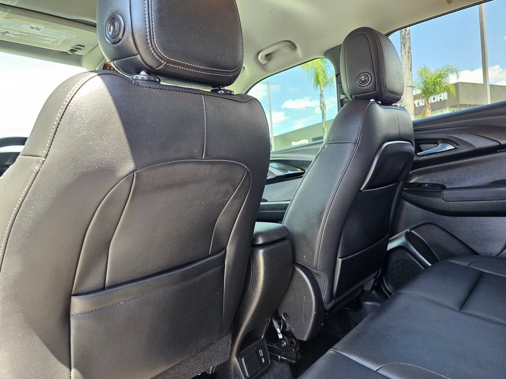 Used 2021 Chevrolet TrailBlazer LT w/ Premium Seating Package FWD image 20