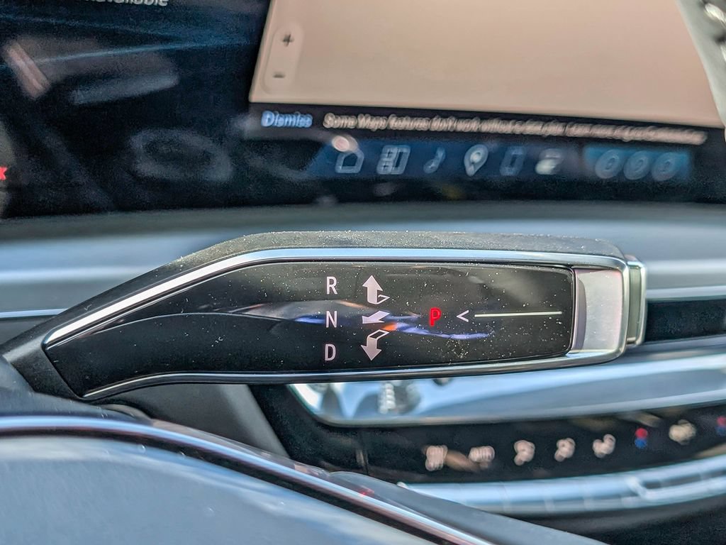 New 2025 Cadillac Lyriq Sport AWD/4WD image 24