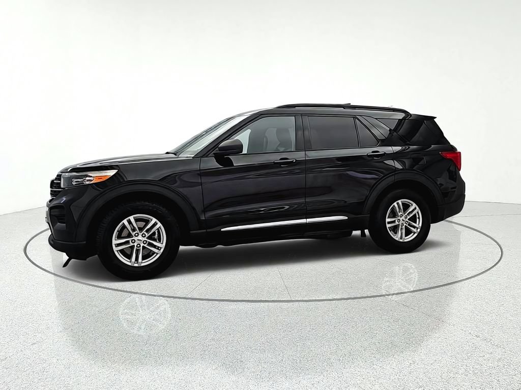 Used 2020 Ford Explorer XLT w/ Comfort Package RWD image 4