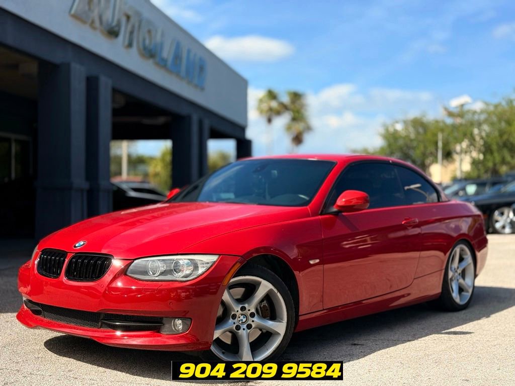 Used 2013 BMW 335i Convertible w/ Premium Pkg RWD image 2