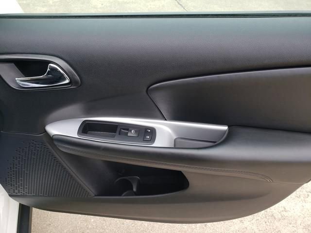 Used 2020 Dodge Journey SE w/ SE Popular Equipment Group FWD image 22